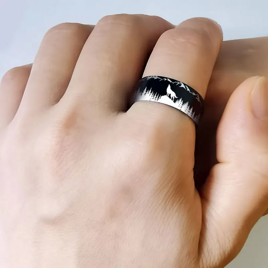 Mountain Wolf Ring