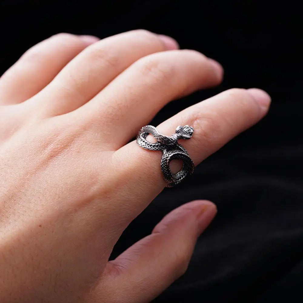 Gothic Snake Ring